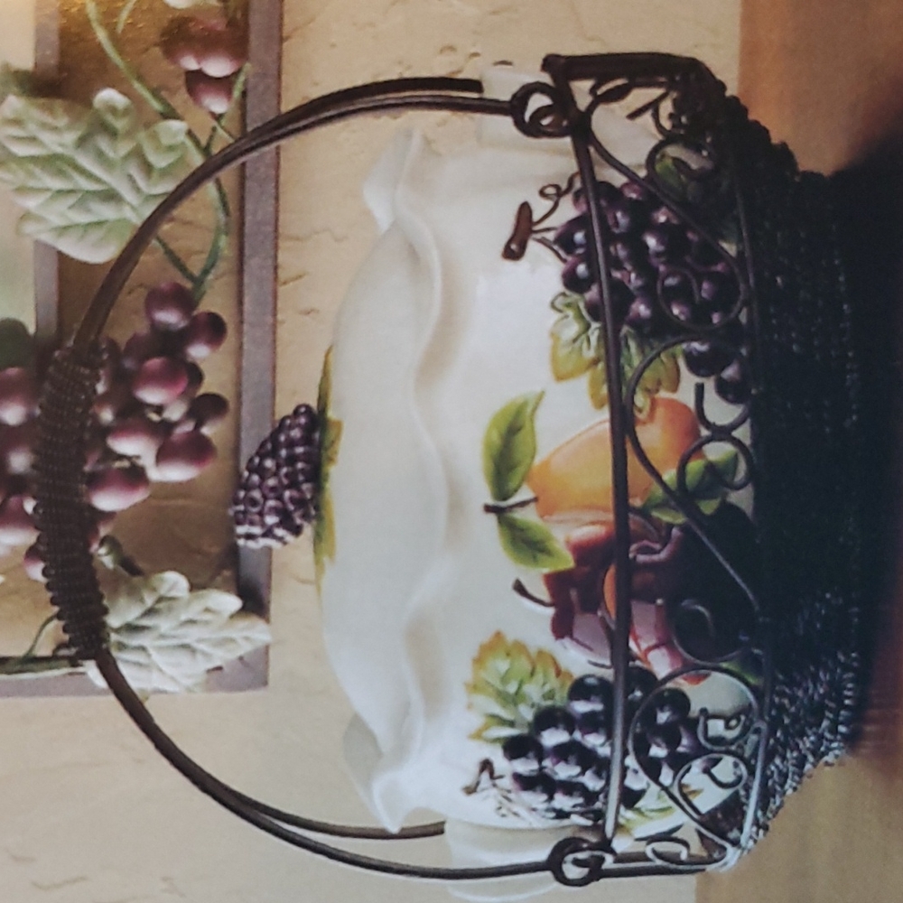 Celebrating Home Oval Metal Basket with handles and scroll design. New - Picture 2 of 8